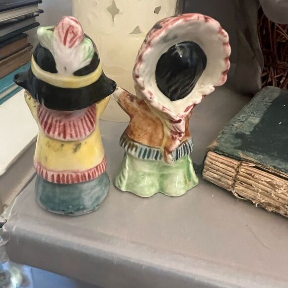 Vintage Native American salt & pepper shakers Ceramic Figurines Set - Picture 5 of 7
